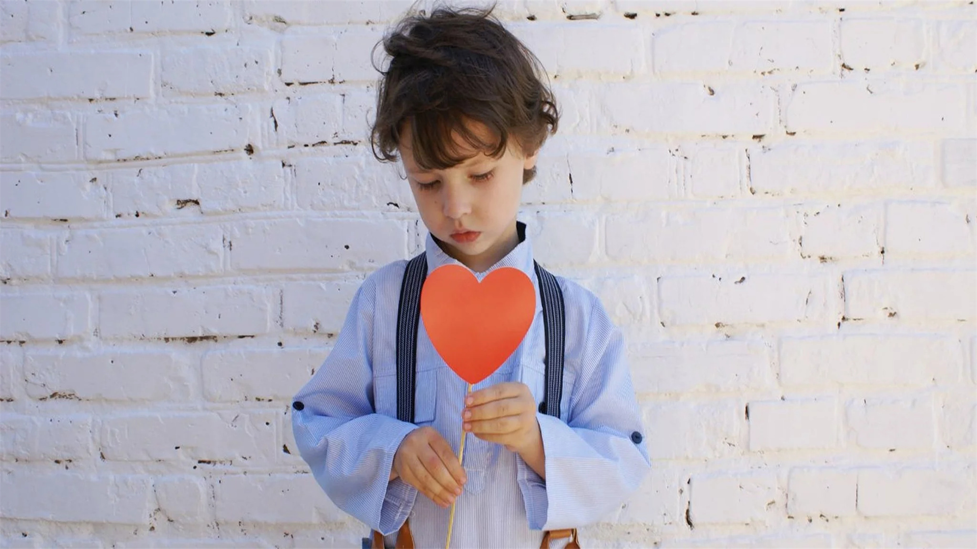 10 Traits for Identifying Highly Sensitive Children and Personalized Parenting Guidelines