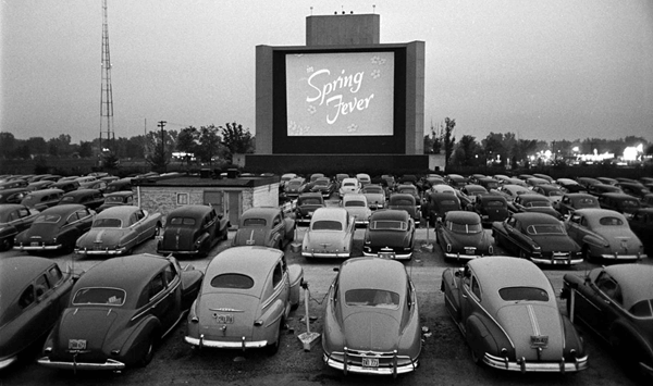 What was the name of these popular outdoor movie venues?