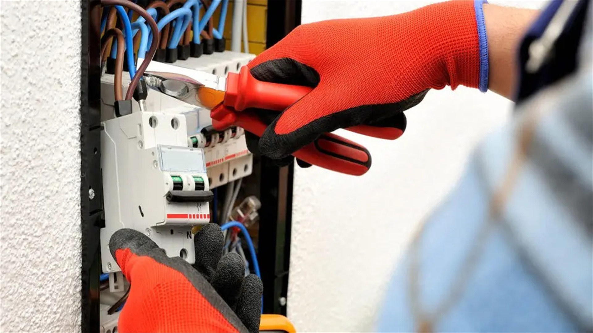 Boost Your Safety Awareness: An Electrical Safety Quiz