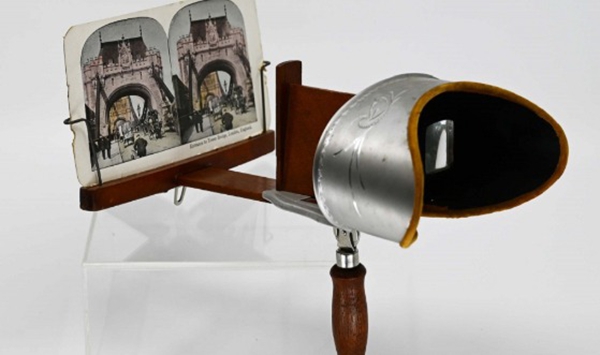 What is this classic Victorian entertainment device called?