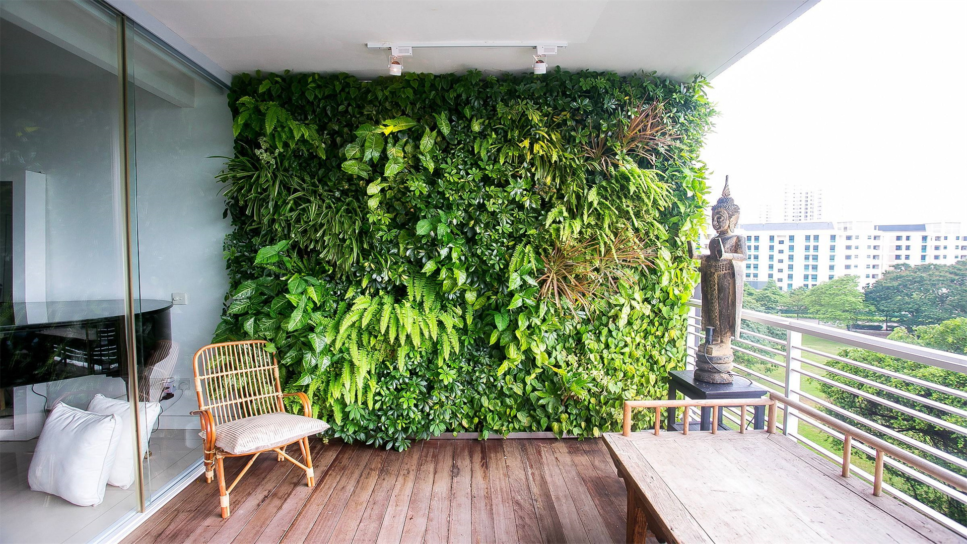 8 DIY Steps to Create a Charming Hanging Garden Without Taking Floor Space
